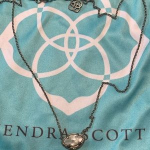 Kendra Scott Mikka pendant necklace